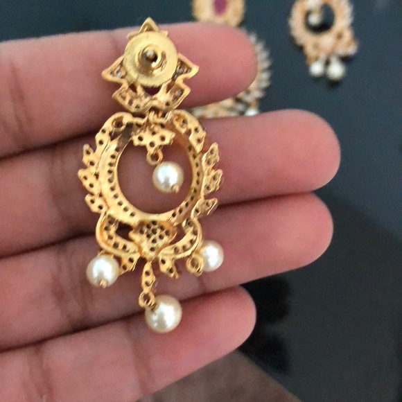 Indian Bollywood Style locket & earrings Set - Picture 2 of 6